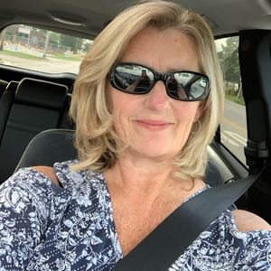 Meet your Posher, Teri